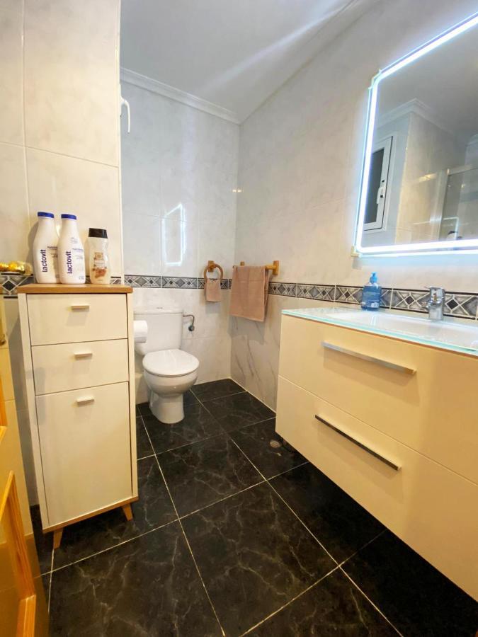 Rooms In Valencia Great Location In Shared Apartment Buitenkant foto