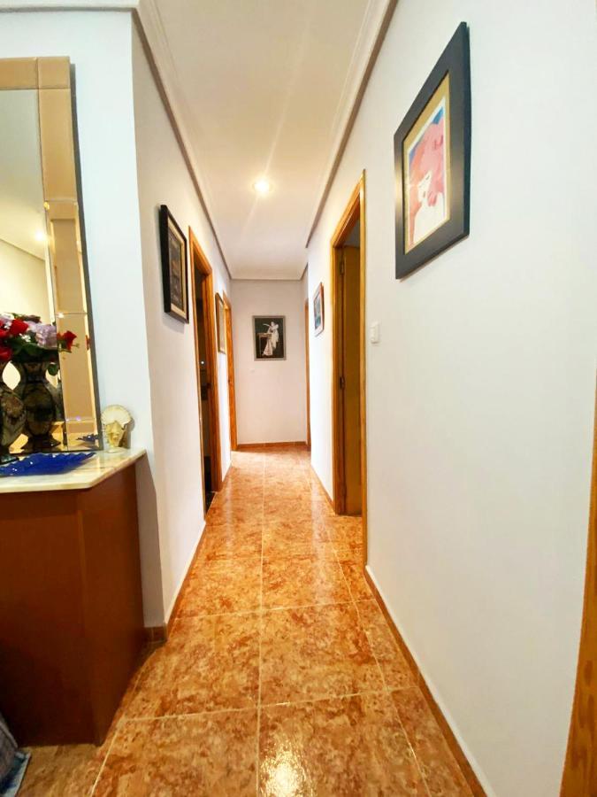 Rooms In Valencia Great Location In Shared Apartment Buitenkant foto