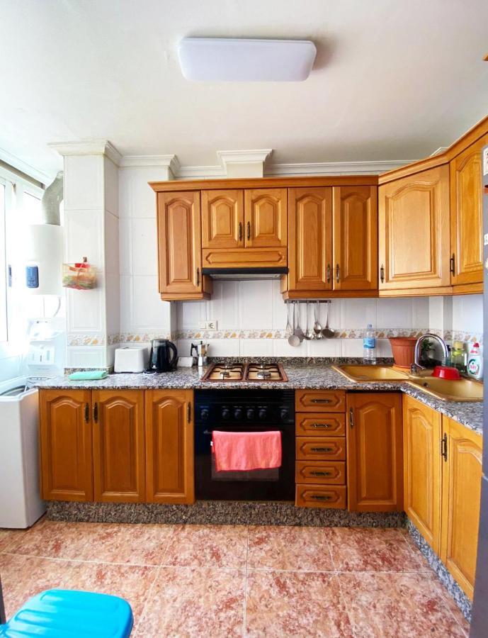 Rooms In Valencia Great Location In Shared Apartment Buitenkant foto