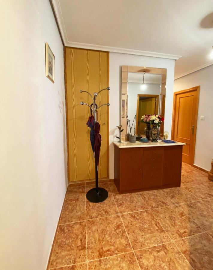 Rooms In Valencia Great Location In Shared Apartment Buitenkant foto